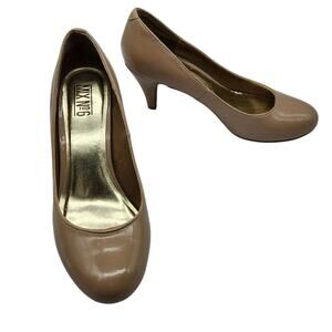 Mix No 6 Nude Round Toe Pumps 3 inch Heels Size 9